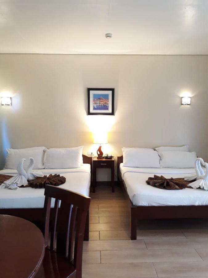 Sea Garden Resort Iloilo Bagian luar foto