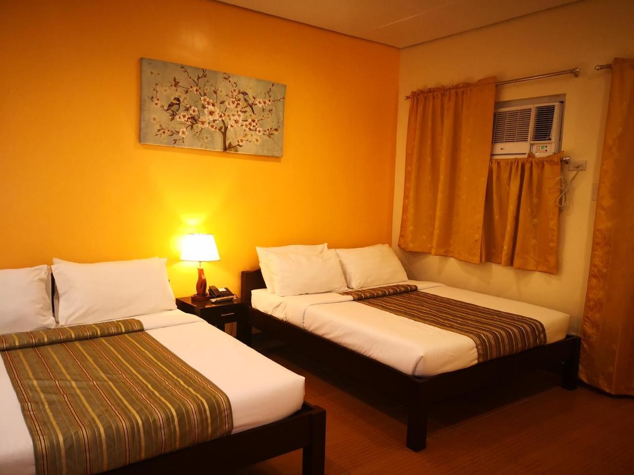 Sea Garden Resort Iloilo Bagian luar foto