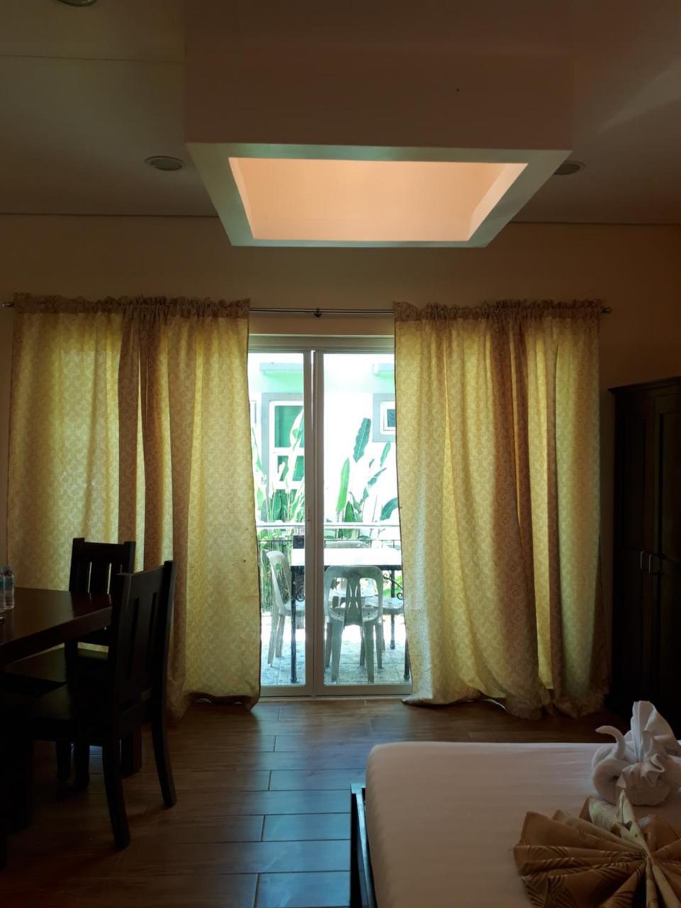 Sea Garden Resort Iloilo Bagian luar foto