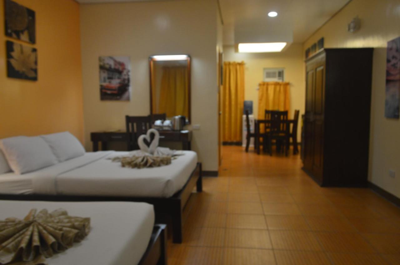 Sea Garden Resort Iloilo Bagian luar foto